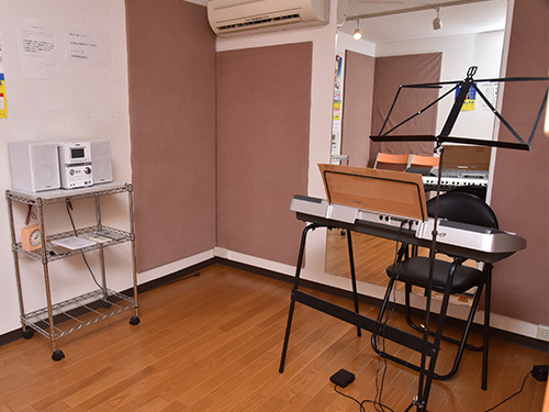 ボイストレーニングレッスン場